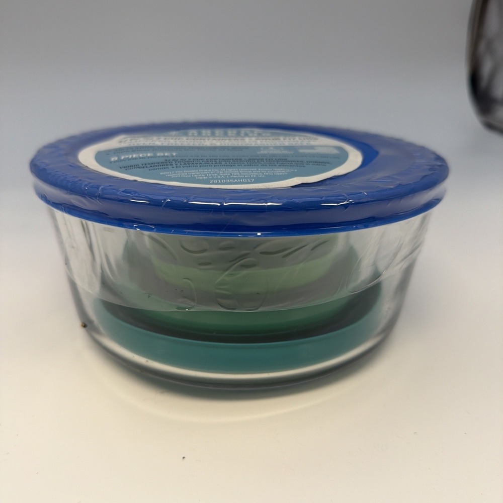 2007 Anchor Hocking 1/2/4/7 Cup 8 Piece Clear Glass Containers with Lids. New.